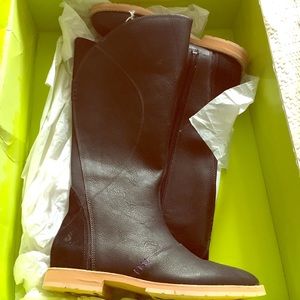 Knee high black Anhu boots. Size 6